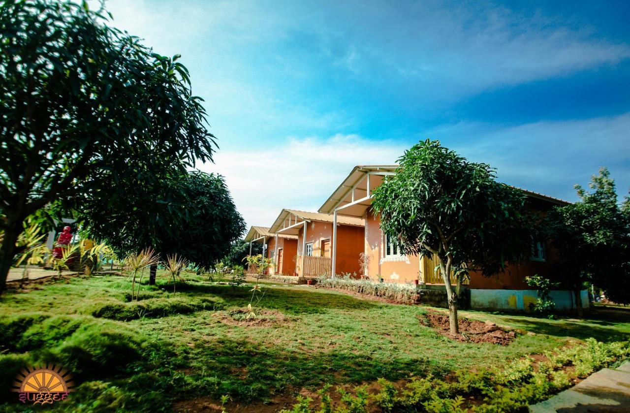 Suggee Resort Jigani Luaran gambar